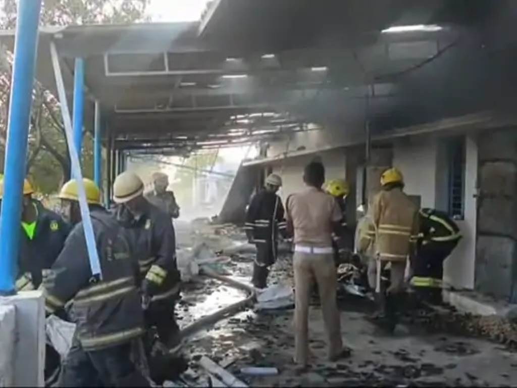 Explosion at firecracker factory in Virudhunagar Tamil Nadu 18 dead